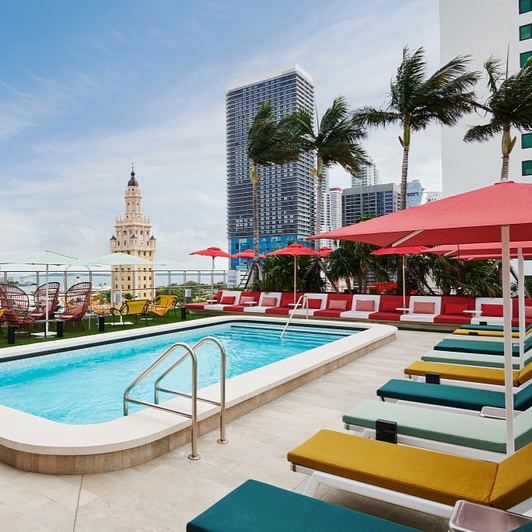 Miami, USA: Urban Coastal Excellence
Hobbies for Your Honeymoon