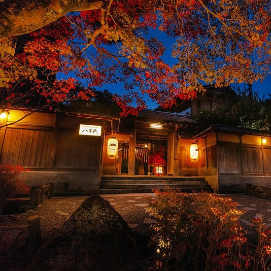 Kyoto, Japan: A Capital of Tradition and Serene Beauty